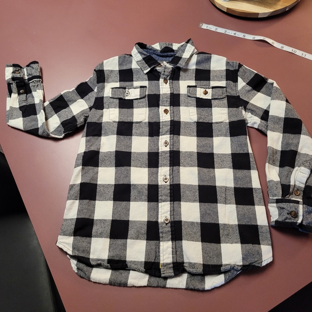 Boys, rumi+ryder size M(8-10), black and white plaid button up